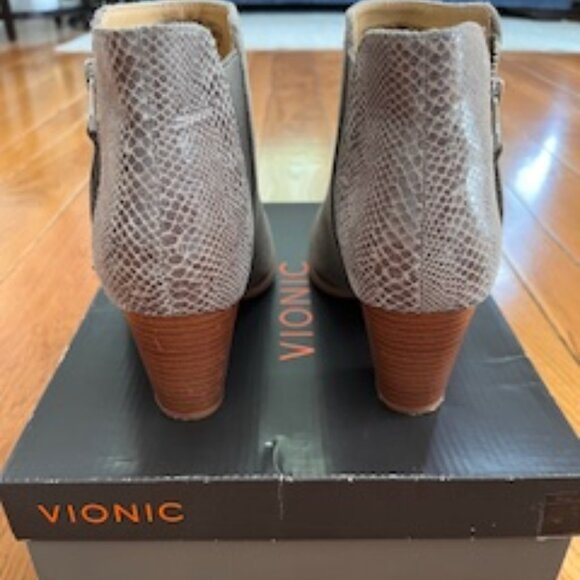 Vionic booties - Picture 3 of 4